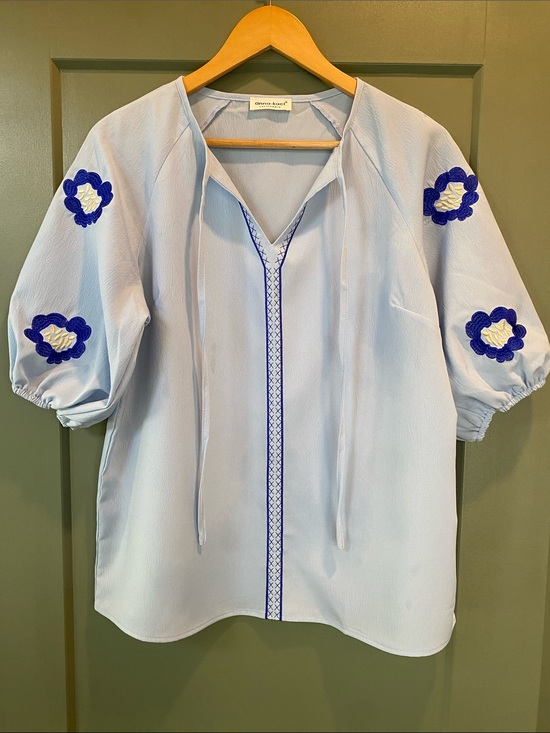 Anna-Kaci Tops - Embroidered Light Blue Puff-Sleeve Peasant Blouse